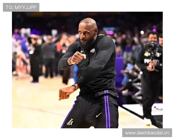 詹姆斯回应质疑者为何不应对他指手画脚的深刻思考